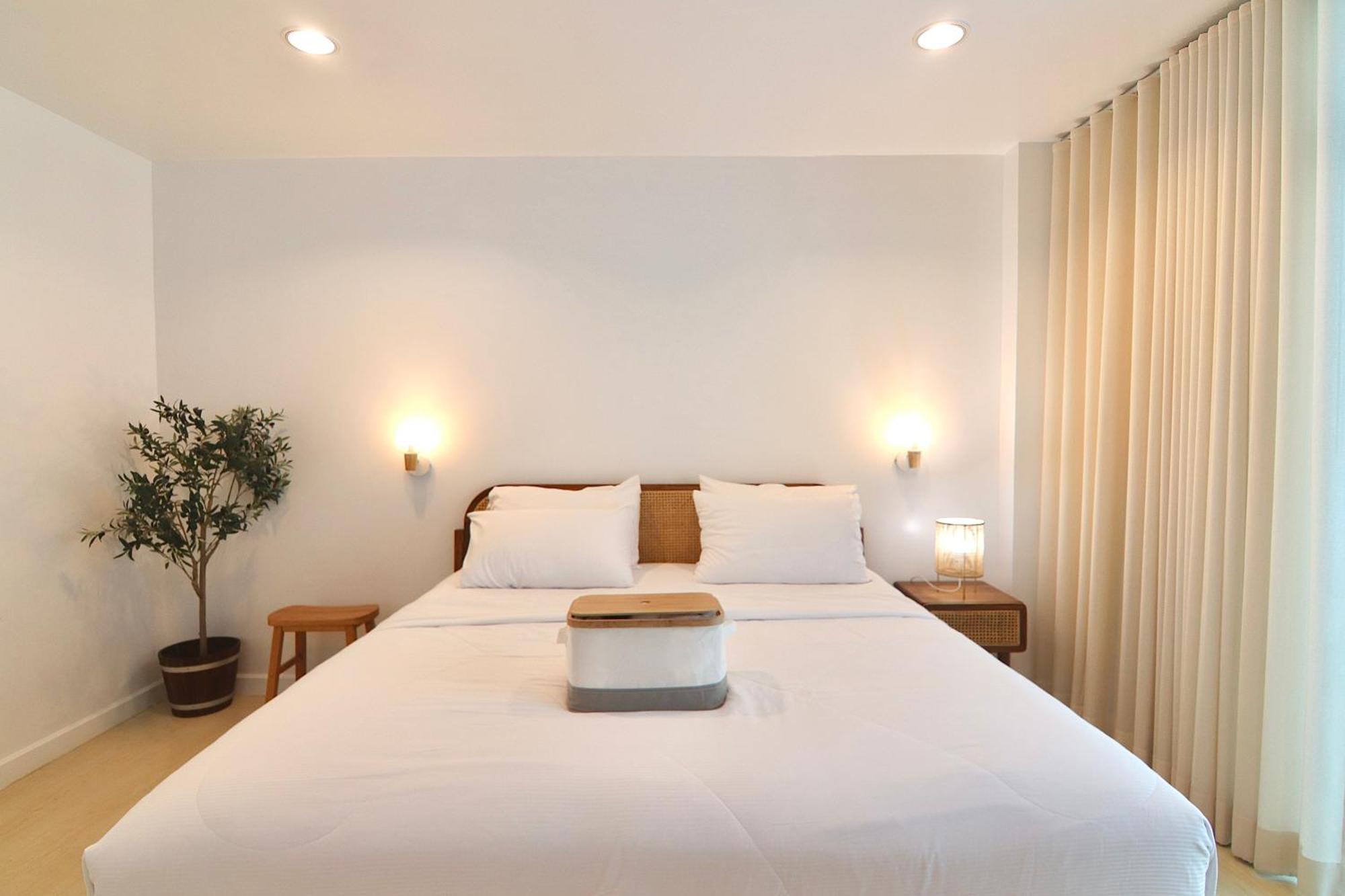 The Beach Bangsaen By Thanthita Next To Wonnapa Beach Free Disney Plus エクステリア 写真
