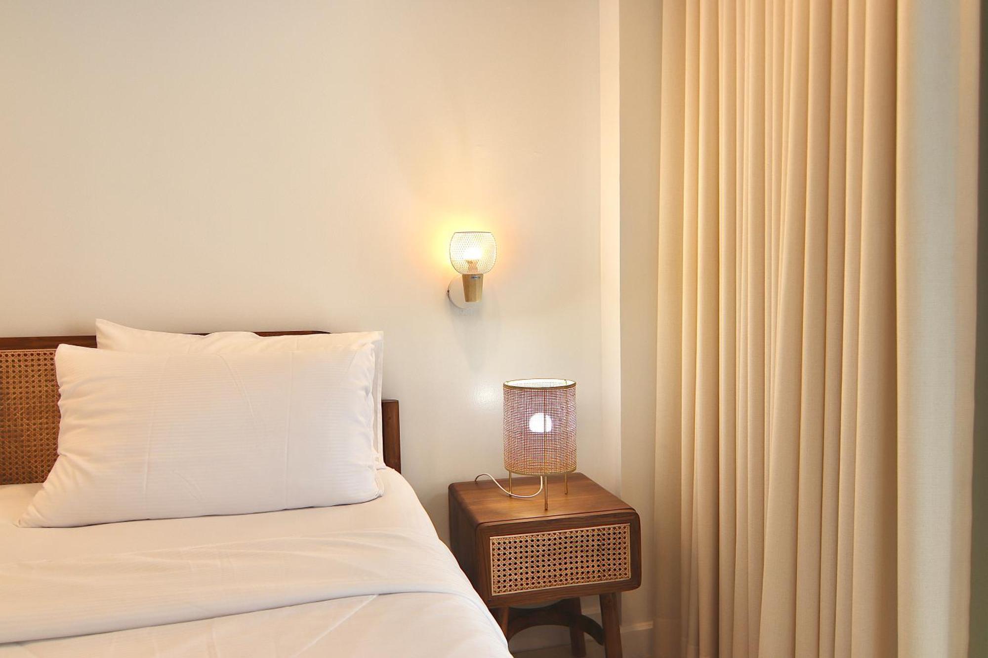 The Beach Bangsaen By Thanthita Next To Wonnapa Beach Free Disney Plus エクステリア 写真