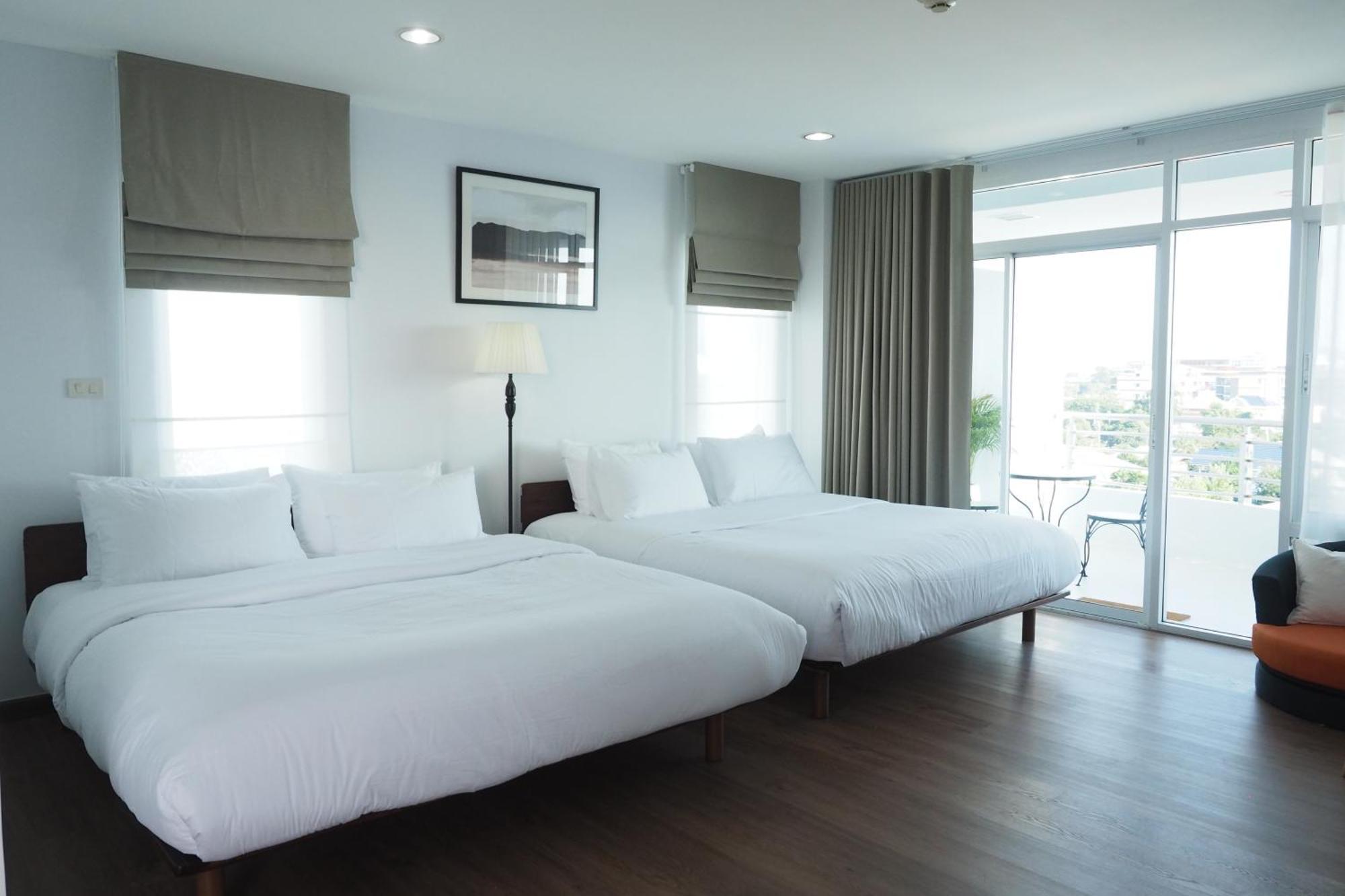 The Beach Bangsaen By Thanthita Next To Wonnapa Beach Free Disney Plus エクステリア 写真