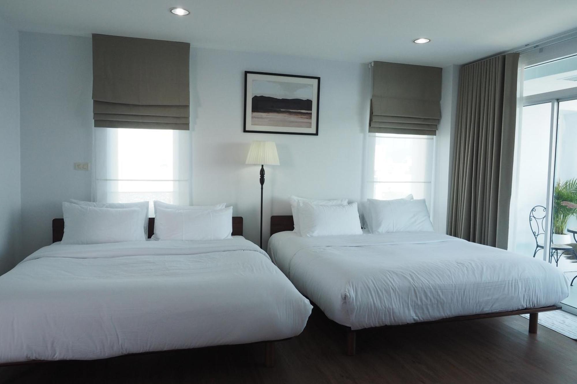 The Beach Bangsaen By Thanthita Next To Wonnapa Beach Free Disney Plus エクステリア 写真